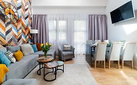 Hello Apartamenty - Wiking Przy Wyciagu Narciarskim